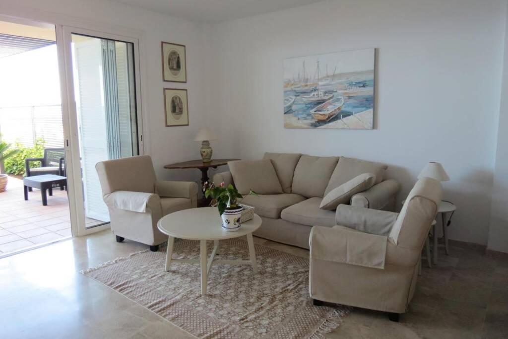 Luxury House With 3 Bedrooms, Sea Wiew And Swimming Pool In A Quiet Residence Puerto de Santiago  Buitenkant foto